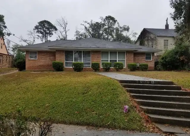 Property at 906 N Van Buren St, Albany, GA, 31701, 2 beds, 1 bath, [object Object]