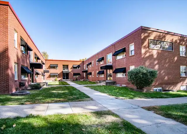 Property at Henry Louis Apartments - 617 S 35th St, Omaha, NE, 68105, 0-1 beds, 1 bath, [object Object]