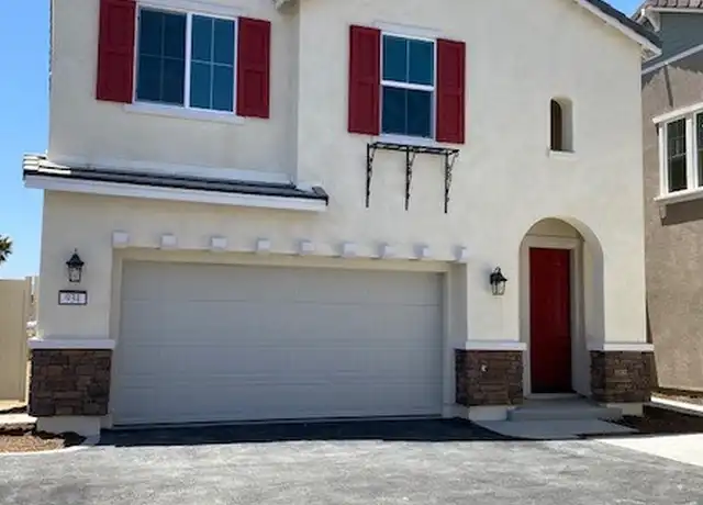 Property at 934 Helena Rdg, Lake Elsinore, CA, 92530, 3 beds, 2.5 baths, [object Object]