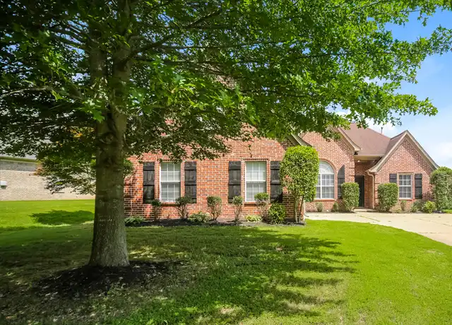 Property at 5918 Keebler Dr W, Southaven, MS, 38671, 3 beds, 3 baths, [object Object]