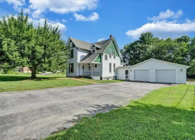 Property at 1341 Turner St, Salem, VA, 24153, 3 beds, 2 baths, [object Object]
