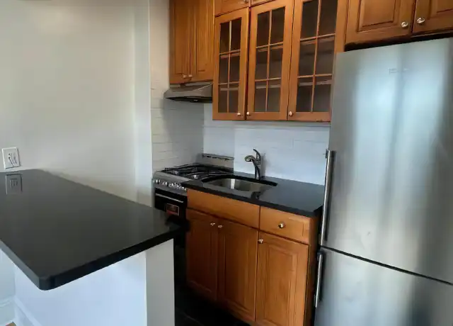Property at 442 W 57th St, New York, NY, 10019, 0 beds, 1 bath, [object Object]