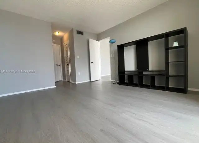Property at 1301 NE Miami Gardens Dr Unit 1021W, Miami, FL, 33179, 1 bed, 1 bath, [object Object]
