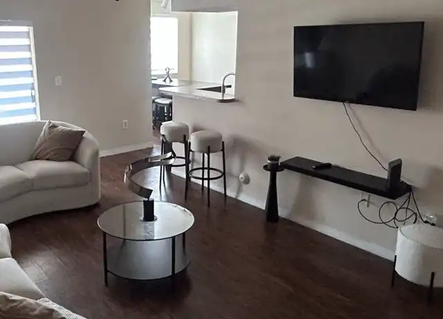 Property at 11163 SW 2nd St, Pembroke Pines, FL, 33026, 2 beds, 2 baths, [object Object]