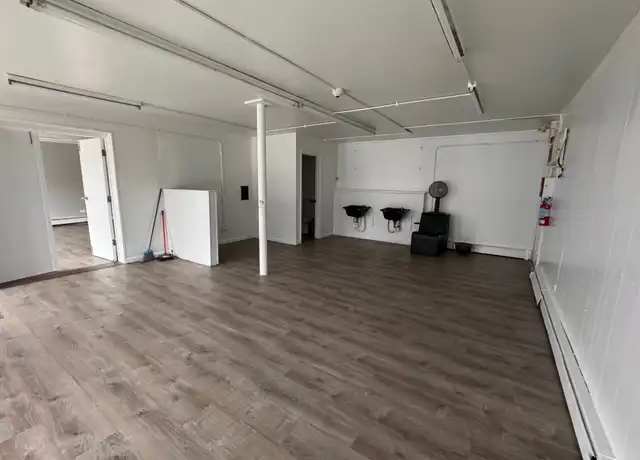 Property at 3036 Chicago Rd Unit Sf, South Chicago Heights, IL, 60411, 0 beds, 1 bath, [object Object]