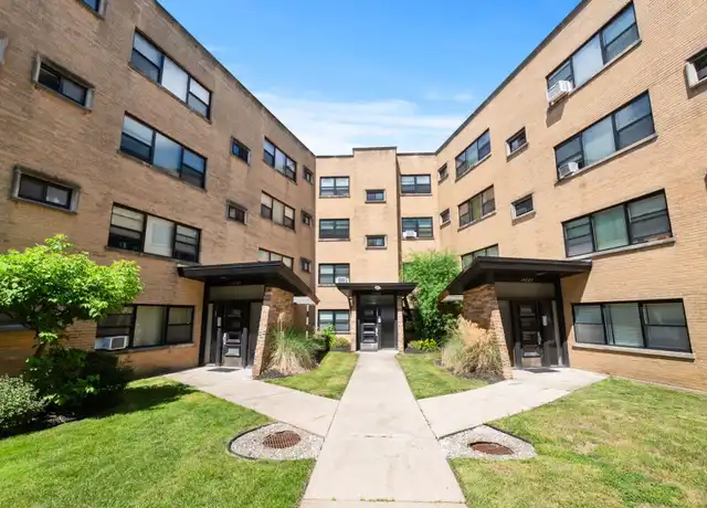 Property at 10206 S Walden Pkwy Unit 10226-A3, Chicago, IL, 60643, 2 beds, 1 bath, [object Object]