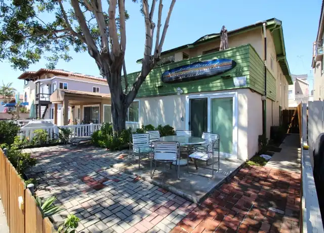 Property at 822 Island Ct, San Diego, CA, 92109, 2 beds, 1 bath, [object Object]
