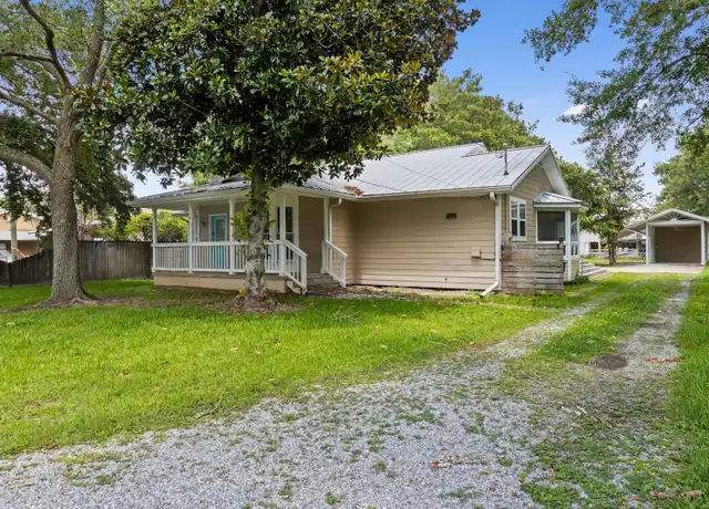 Property at 710 General Pershing Ave, Ocean Springs, MS, 39564, 3 beds, 2 baths, [object Object]
