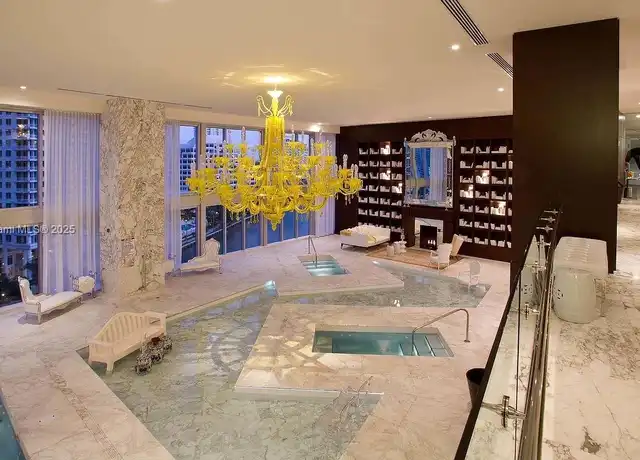 Property at 495 Brickell Ave #4706, Miami, FL, 33131, 1 bed, 1 bath, [object Object]