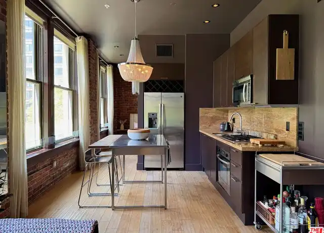 Property at 460 S Spring St #301, Los Angeles, CA, 90013, 1 bed, 1 bath, [object Object]