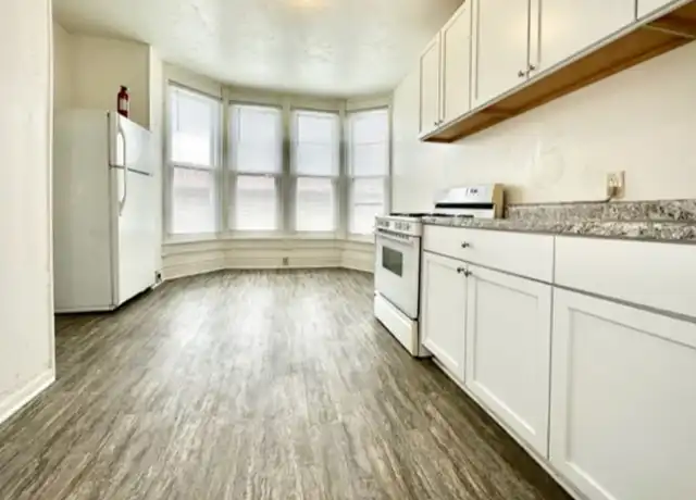 Property at 208 S Webster Ave Apt 4, Green Bay, WI, 54301, 0 beds, 1 bath, [object Object]