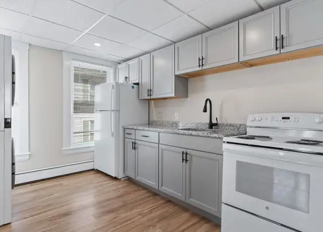 Property at 30 Ham St Unit A, Dover, NH, 03820, 3 beds, 1 bath, [object Object]