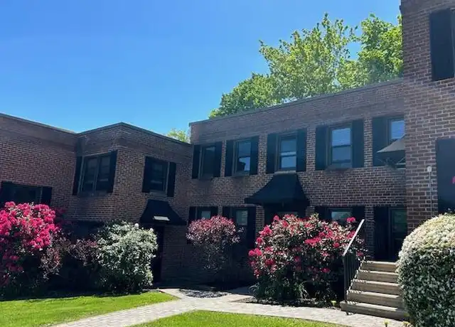 Property at 34 Prospect St Unit 4H, Norwalk, CT, 06850, 1 bed, 1 bath, [object Object]