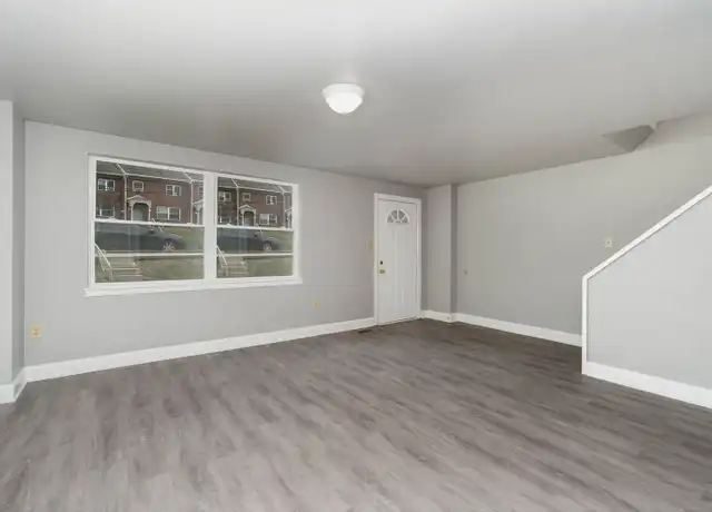 Property at 317 S Broad St, Lancaster, PA, 17602, 3 beds, 1 bath, [object Object]