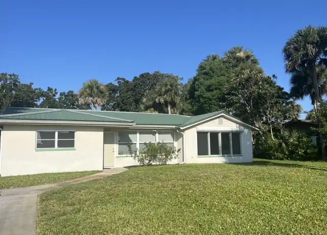 Property at 1110 S Riverside Dr, Edgewater, FL, 32132, 3 beds, 1.5 baths, [object Object]