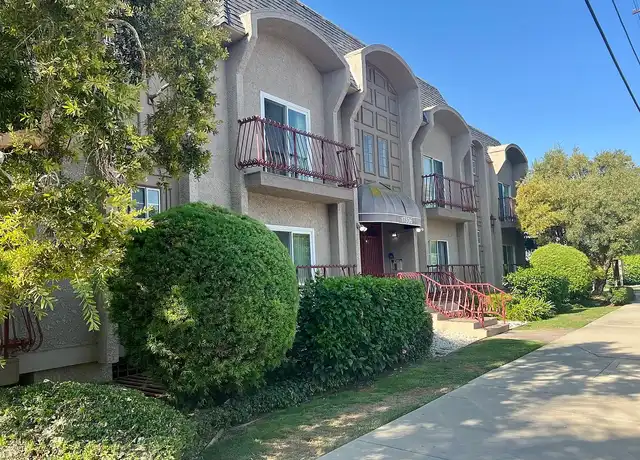 Property at Crown Point Apartment - 17806 Kinzie St, Northridge, CA, 91325, 1 bed, 1 bath, [object Object]