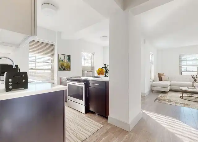 Property at Montclair on the Park - 18 S Kingshighway Blvd, Saint Louis, MO, 63108, 2 beds, 1-2 bath, [object Object]