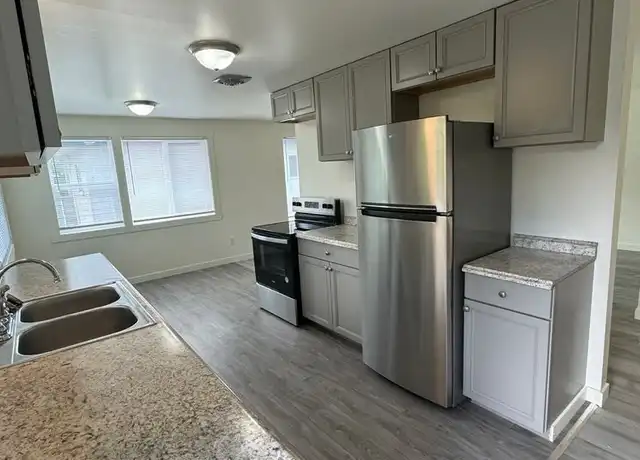 Property at 8830 9th Ave SW #6, Seattle, WA, 98106, 2 beds, 1 bath, [object Object]
