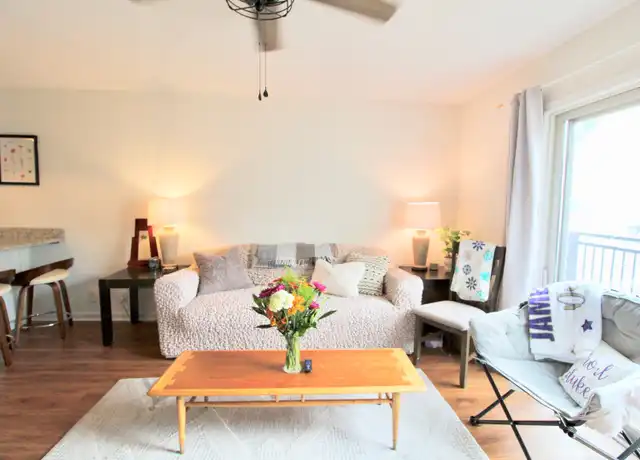 Property at 1380 Hunters Rd Unit I, Harrisonburg, VA, 22801, 4 beds, 2 baths, [object Object]