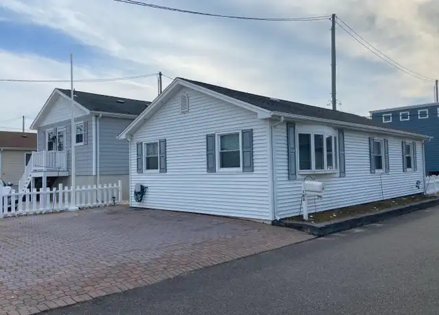 Property at 103 W Dune Way, Lavallette, NJ, 08735, 3 beds, 1 bath, [object Object]