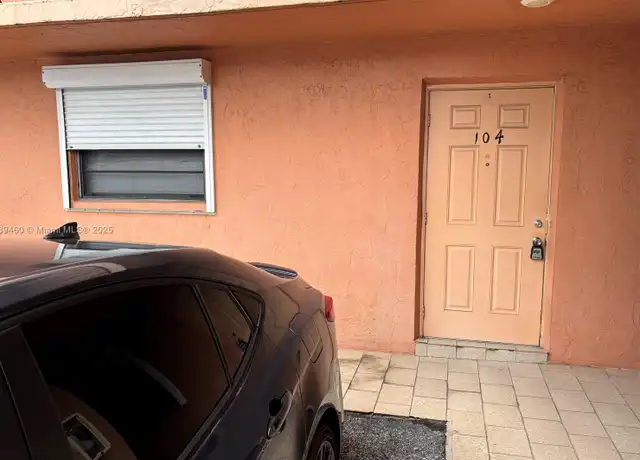 Property at 61 W 23rd St Unit 104, Hialeah, FL, 33010, 2 beds, 1 bath, [object Object]