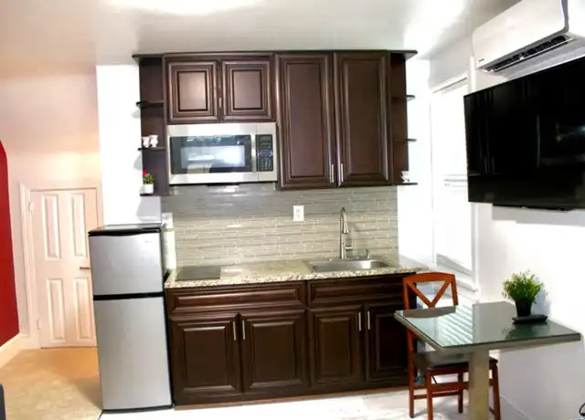 Property at 3802 Ironbound Rd, Williamsburg, VA, 23188, 1 bed, 1 bath, [object Object]