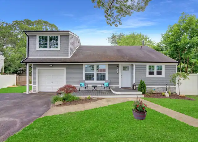 Property at 639 Jayne Blvd, Port Jefferson Station, NY, 11776, 4 beds, 1.5 baths, [object Object]
