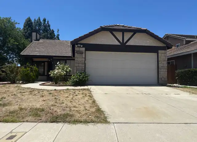 Property at 10777 Oakhurst Dr, Rancho Cucamonga, CA, 91730, 3 beds, 1.5 baths, [object Object]