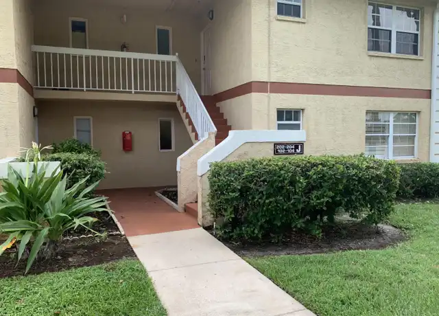 Property at 1542 SE Royal Green Cir #104, Port St Lucie, FL, 34952, 2 beds, 2 baths, [object Object]