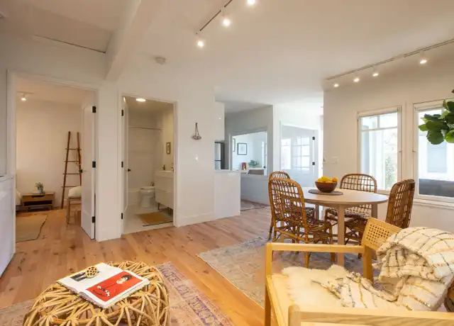 Property at 1632 6th Ave Unit 1636, Los Angeles, CA, 90019, 1 bed, 1 bath, [object Object]