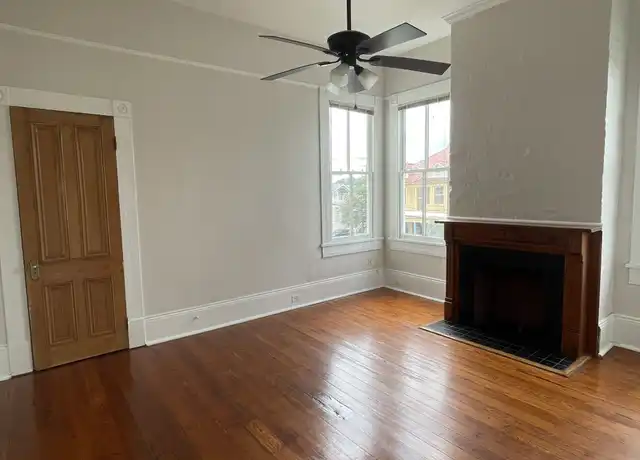 Property at 3915 Prytania St, New Orleans, LA, 70115, 2 beds, 1 bath, [object Object]