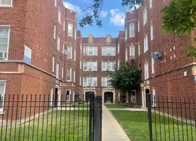 Property at 4844 W Henderson St Unit 4850-1N, Chicago, IL, 60641, 2 beds, 1 bath, [object Object]