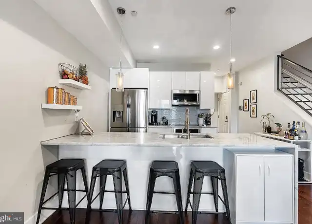 Property at 1333 N 7th St #2, Philadelphia, PA, 19122, 2 beds, 2 baths, [object Object]