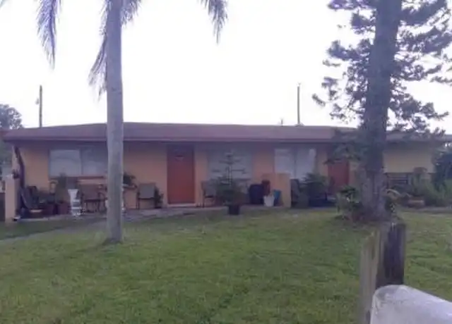 Property at 18 Westminster St N, Lehigh Acres, FL, 33936, 2 beds, 1 bath, [object Object]