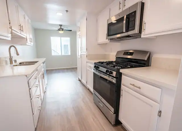 Property at 10755 Kling St Unit 204, North Hollywood, CA, 91602, 2 beds, 2 baths, [object Object]