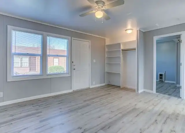 Property at 229 SE 97th Ave Unit 229 3, Portland, OR, 97216, 1 bed, 1 bath, [object Object]