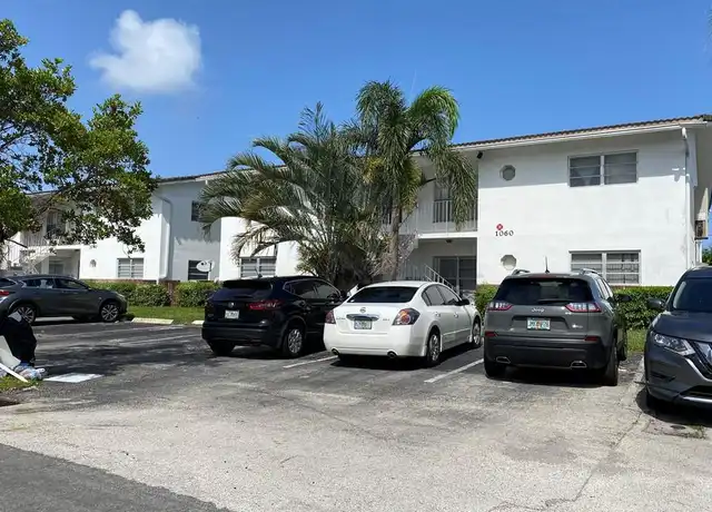 Property at 1060 NE 23rd Ter, Pompano Beach, FL, 33062, 2 beds, 2 baths, [object Object]