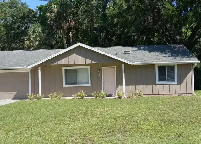 Property at 8 Castle Manor Dr, Ormond Beach, FL, 32174, 3 beds, 2 baths, [object Object]