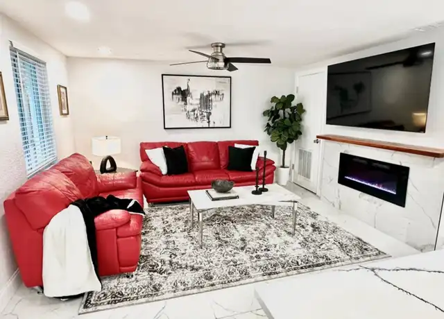 Property at 6809 S Juanita St, Tampa, FL, 33616, 2 beds, 1 bath, [object Object]