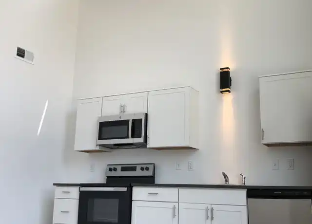Property at 401 Charlotte St Unit 109, Kansas City, MO, 64106, 2 beds, 1 bath, [object Object]