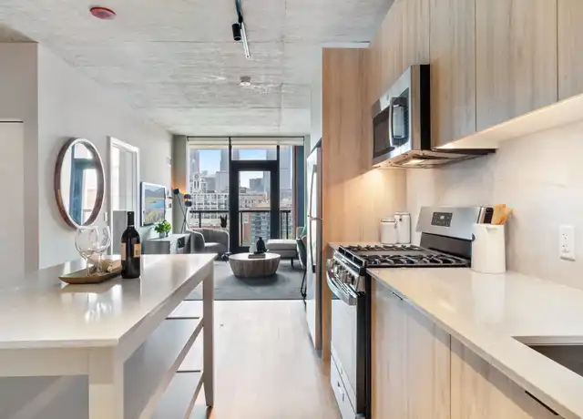Property at 1044 W Van Buren St Unit 1603, Chicago, IL, 60607, 1 bed, 1 bath, [object Object]