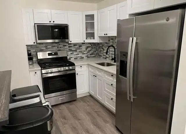 Property at 501 Cricket Ln, Woodbridge Township, NJ, 07095, 2 beds, 1 bath, [object Object]