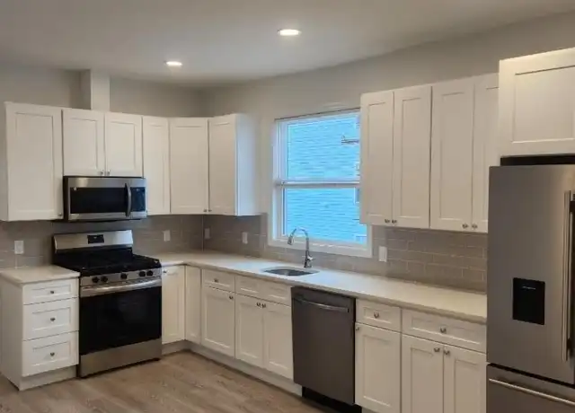 Property at 190 8th St, Passaic, NJ, 07055, 6 beds, 3 baths, [object Object]