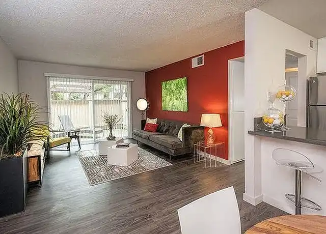 Property at City Park Apartments - 815 E St, Sacramento, CA, 95814, 1 bed, 1 bath, [object Object]