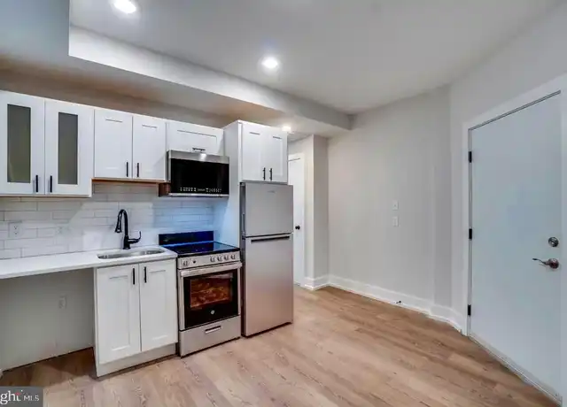 Property at 3126 16th St NW Unit 16, Washington, DC, 20010, 2 beds, 1 bath, [object Object]