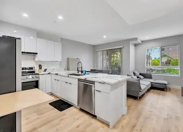 Property at 546 N Harvard Blvd, Los Angeles, CA, 90004, 1-3 bed, 1-3 bath, [object Object]