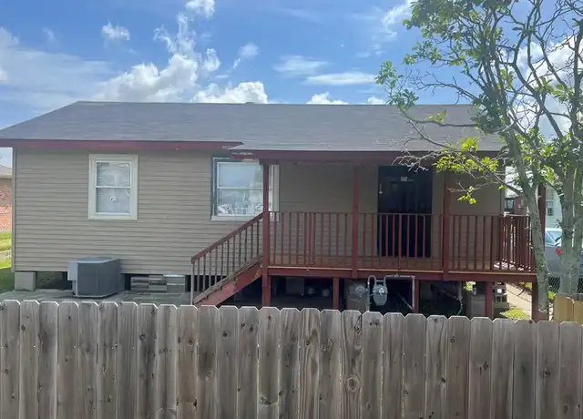Property at 2317 Rochelle St, Harvey, LA, 70058, 3 beds, 2 baths, [object Object]
