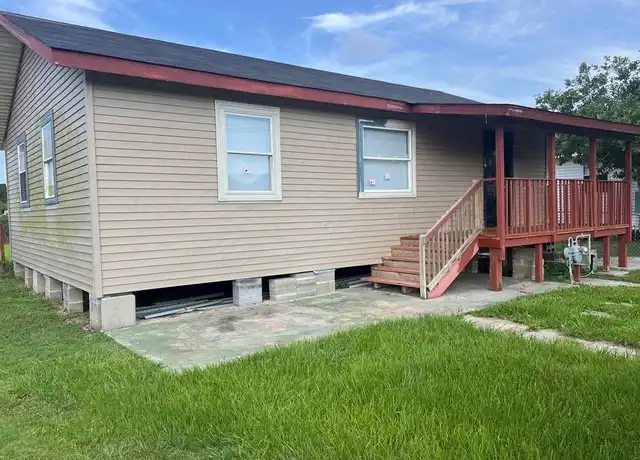 Property at 2317 Rochelle St, Harvey, LA, 70058, 3 beds, 2 baths, [object Object]