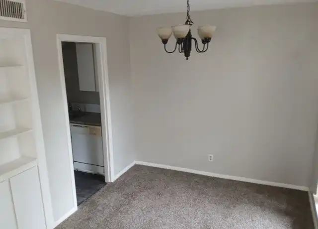 Property at 104 - 303 Eden Dr, Longview, TX, 75605, 2 beds, 1 bath, [object Object]