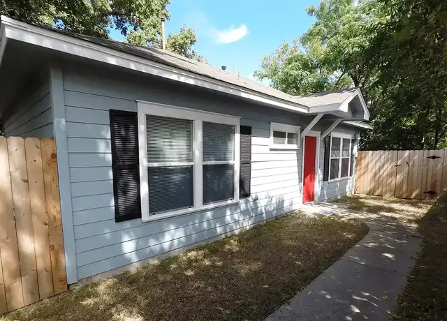 Property at 1512 Pennsylvania Ave Unit B, Austin, TX, 78702, 2 beds, 1 bath, [object Object]